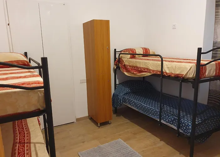 Hostel Tom 38