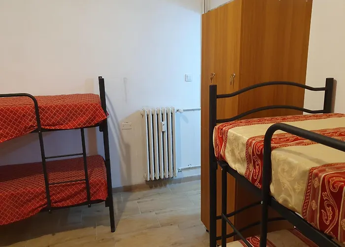 Tom 38 Hostel